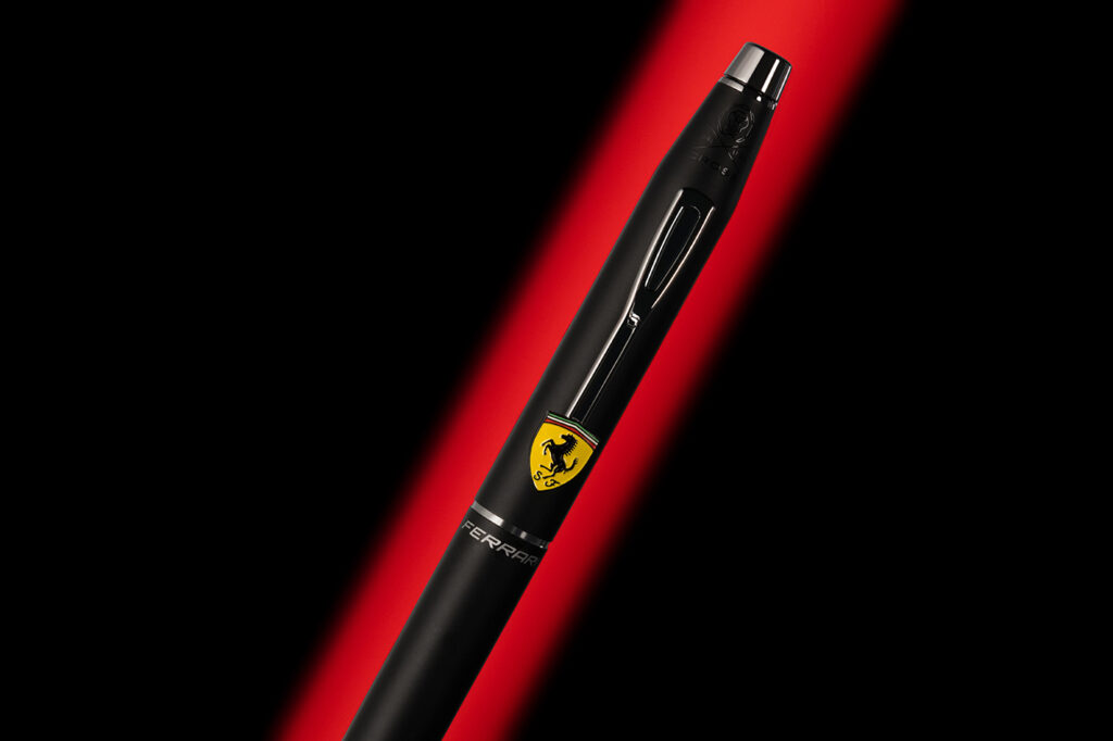 Fotografia de produto; Caneta ferrari
